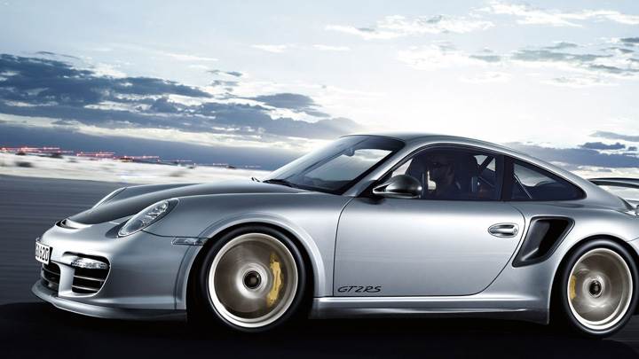 Side Pose Of 2011 Porsche 911 GT2 RS Near Sea